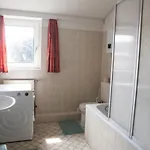 Cozy Bright Apartment- Large & Appartement