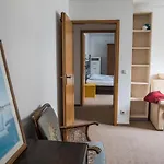 Appartement Cozy Bright Apartment- Large & *