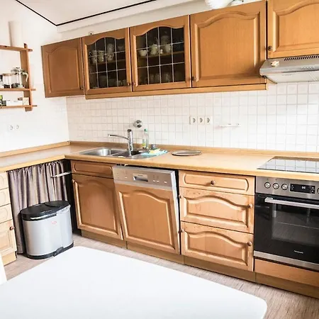 Cozy Bright Apartment- Large & Appartement *