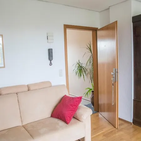 Apartment Cozy Bright Apartment- Large &