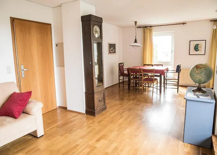 Cozy Bright Apartment- Large & Appartement Niederdorla