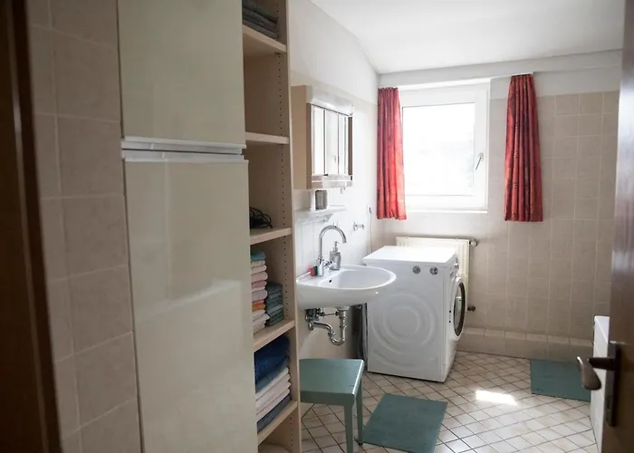 Cozy Bright Apartment- Large & Appartement